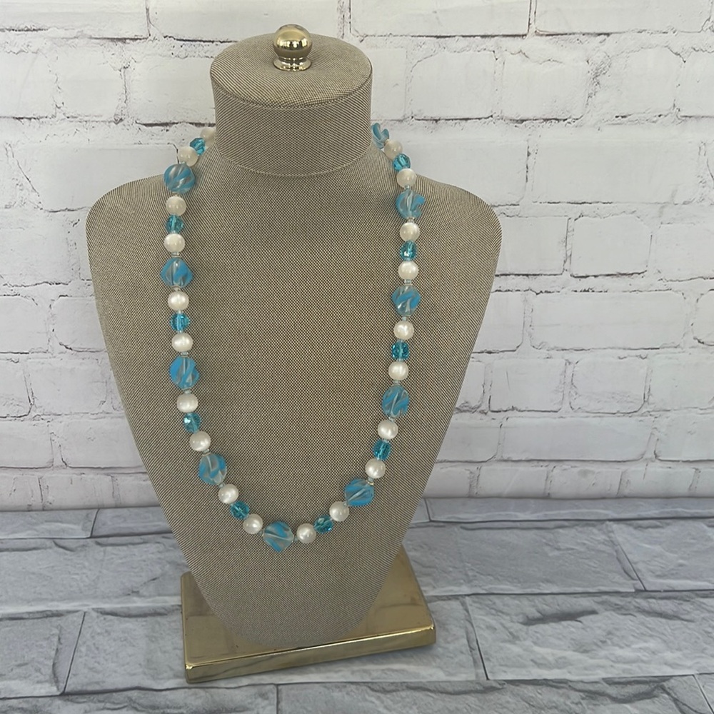 vintage beaded necklace